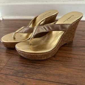 Vintage Charlotte Russe gold heeled sandals, Sz: 6